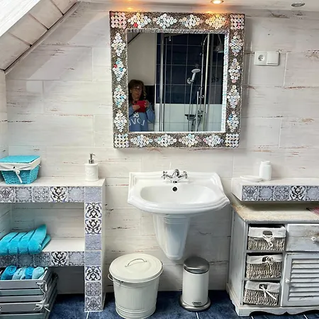 別荘 Na Kaszubach W Poblizu Kaszubskich Jezior O Niezwyklym Klimacie