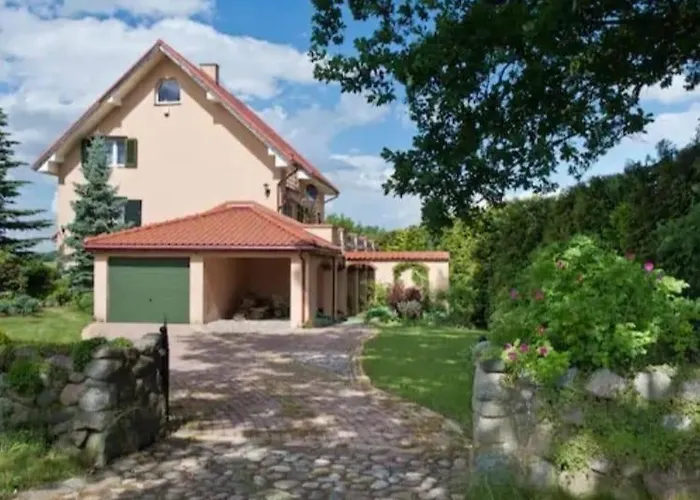 Na Kaszubach W Poblizu Kaszubskich Jezior O Niezwyklym Klimacie