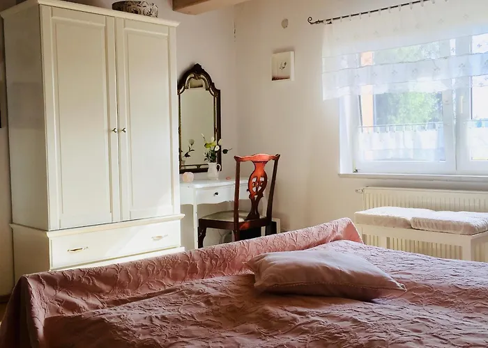 Na Kaszubach W Poblizu Kaszubskich Jezior O Niezwyklym Klimacie בית נופש