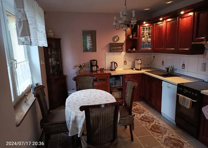 Na Kaszubach W Poblizu Kaszubskich Jezior O Niezwyklym Klimacie בית נופש